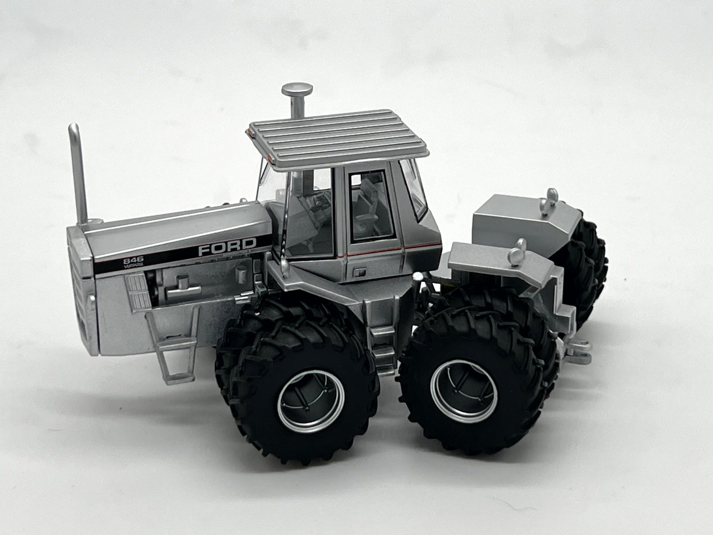 Silver Ford 846